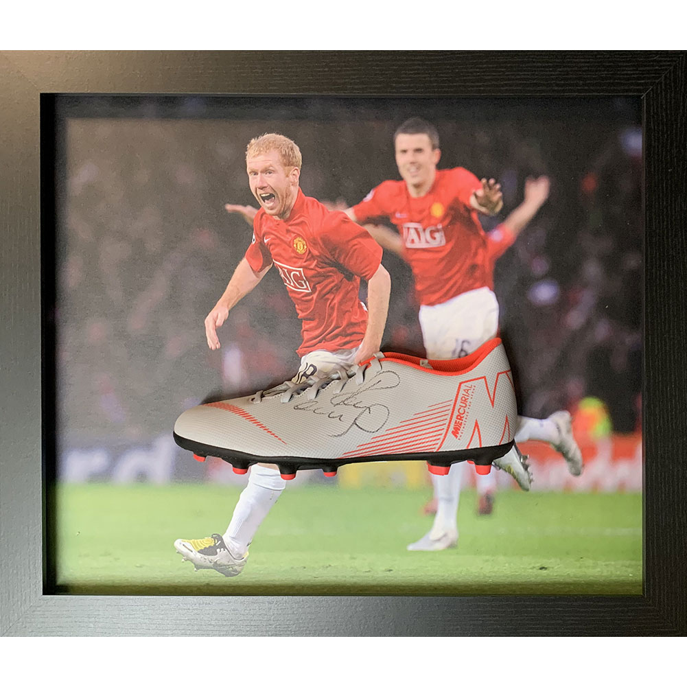 188311-Manchester-United-FC-Scholes-Signed-Boot-Framed
