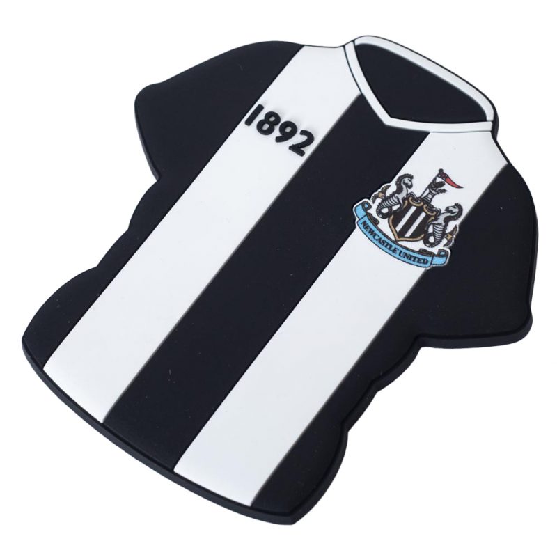 TM 07402 Newcastle United FC PVC Home Kit Fridge Magnet