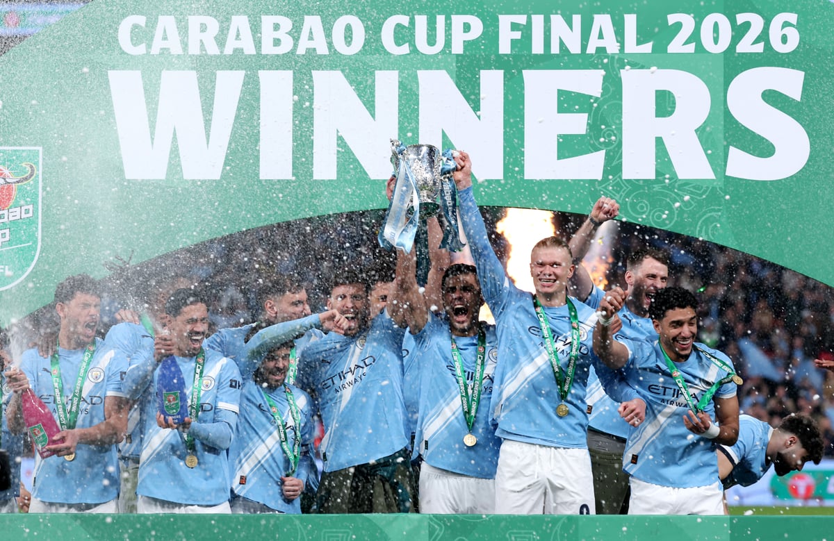 Manchestercitycarabaocuptrophy22032026b jpg.jpeg