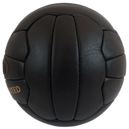 TM 04573 Newcastle United FC Retro Heritage Football