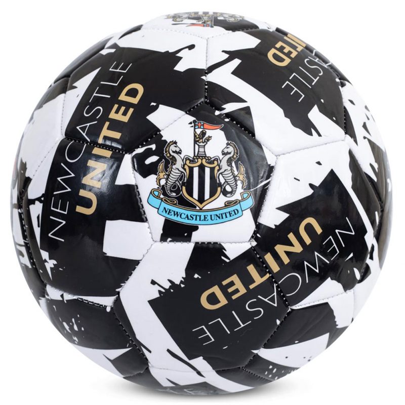 TM 04587 Newcastle United FC Graffiti Football