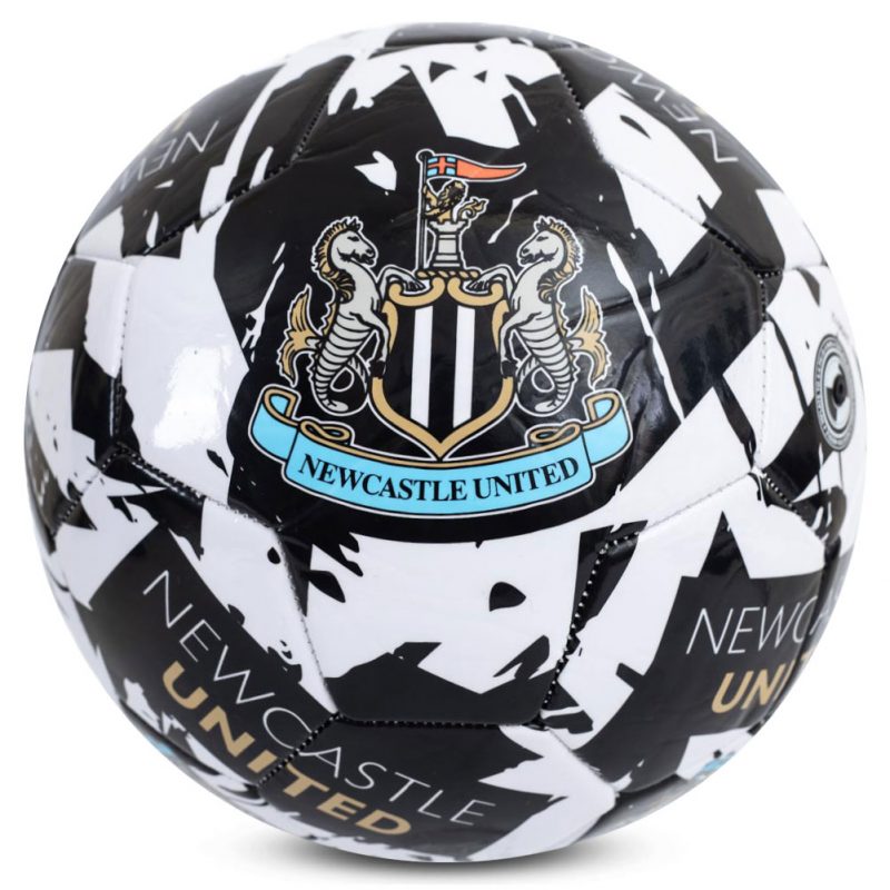 TM 04587 Newcastle United FC Graffiti Football