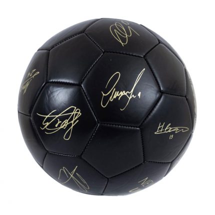 TM 04615 Newcastle United FC Sig Gold Phantom Skill Ball